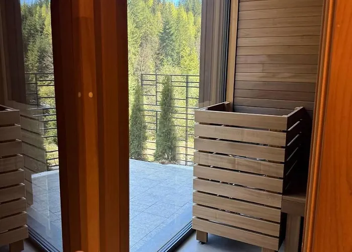 Girski 木屋 布克维